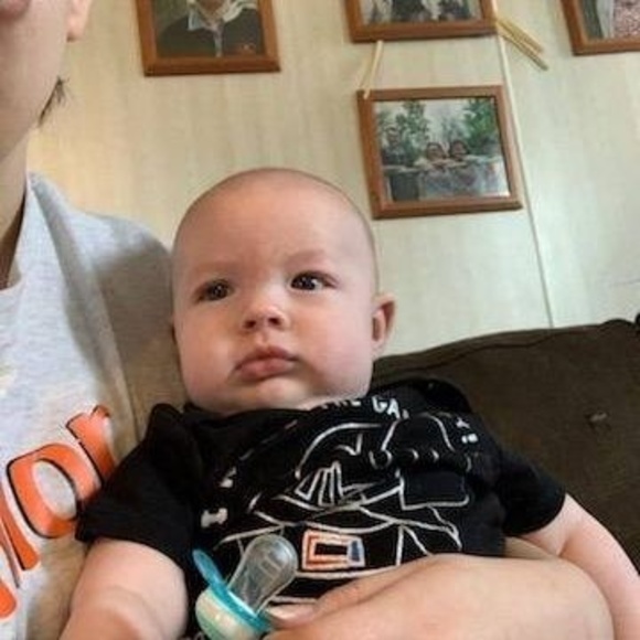 Meet your Posher, Sandy - Picture 1 of 1